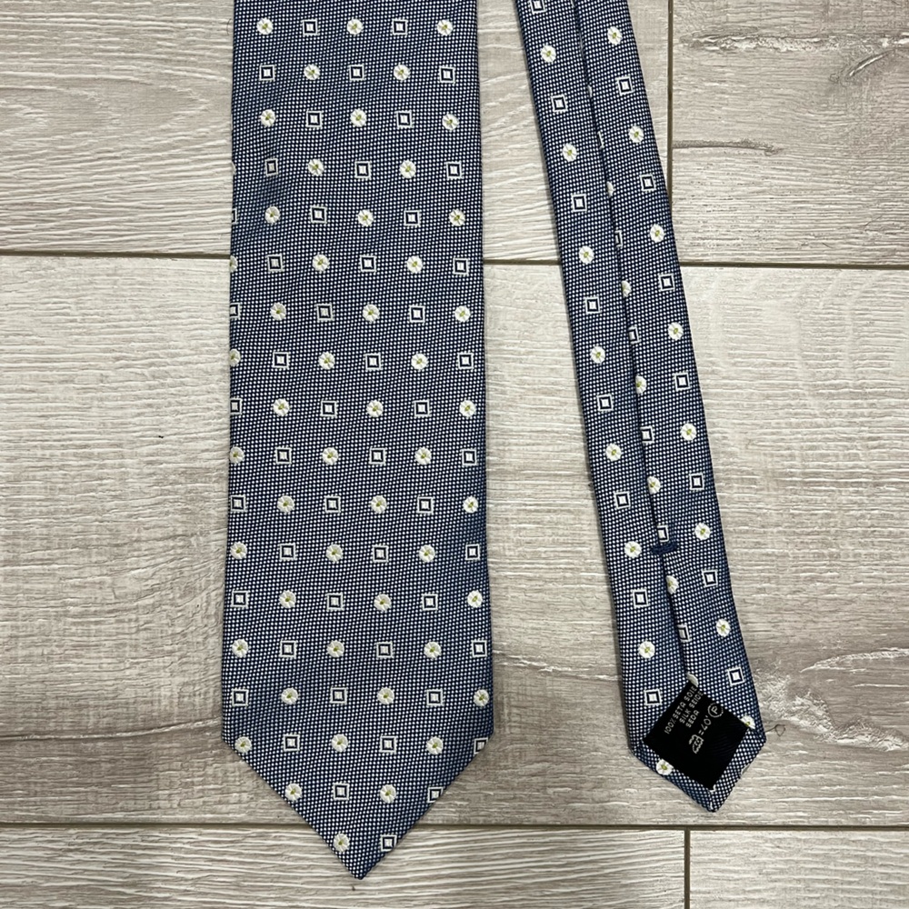 Ermenegildo Zegna 100% Silk Tie